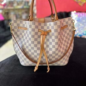Louis-vuitton Azure handbag